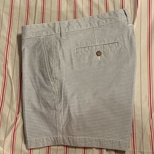 Gap striped shorts